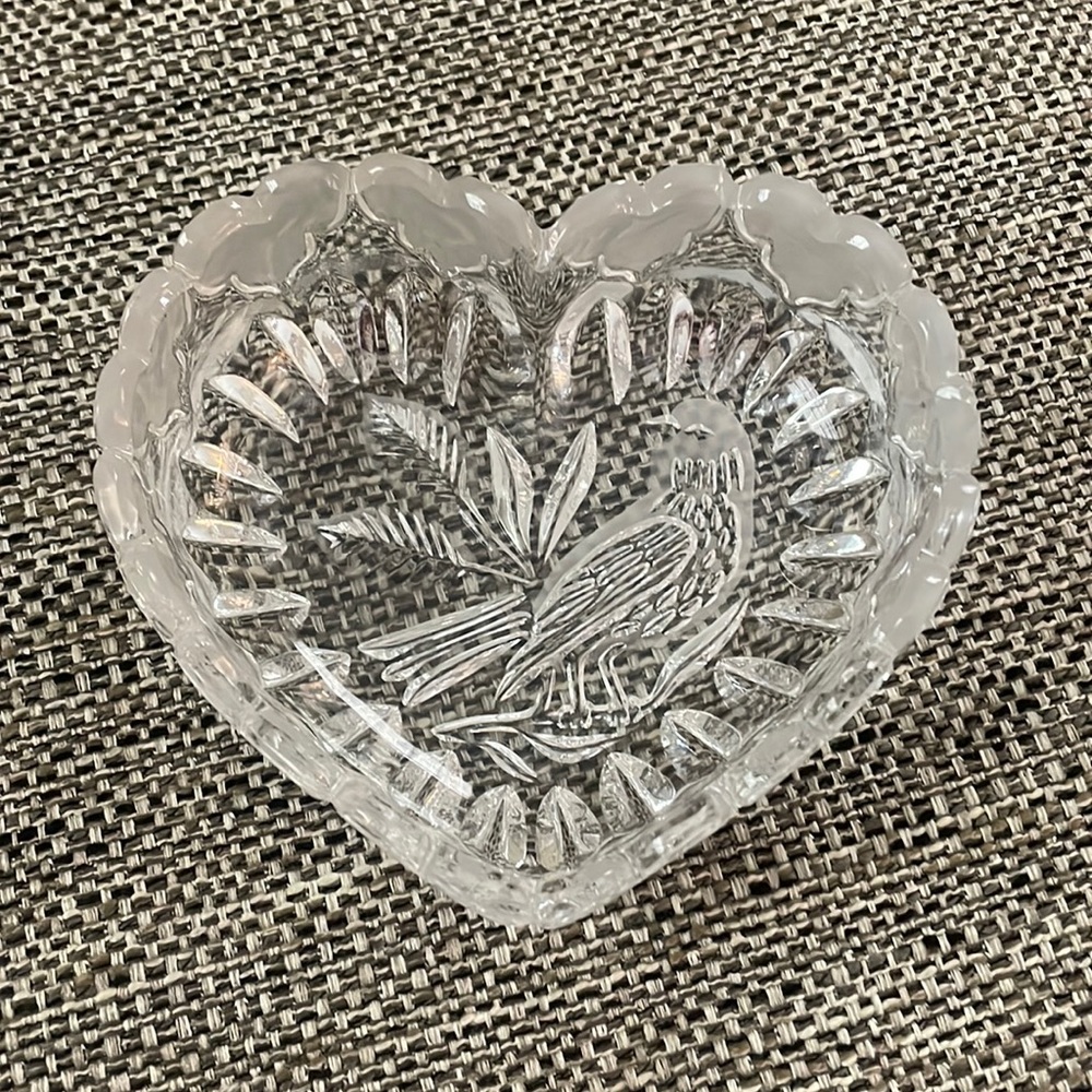 CRYSTAL BIRD DISH